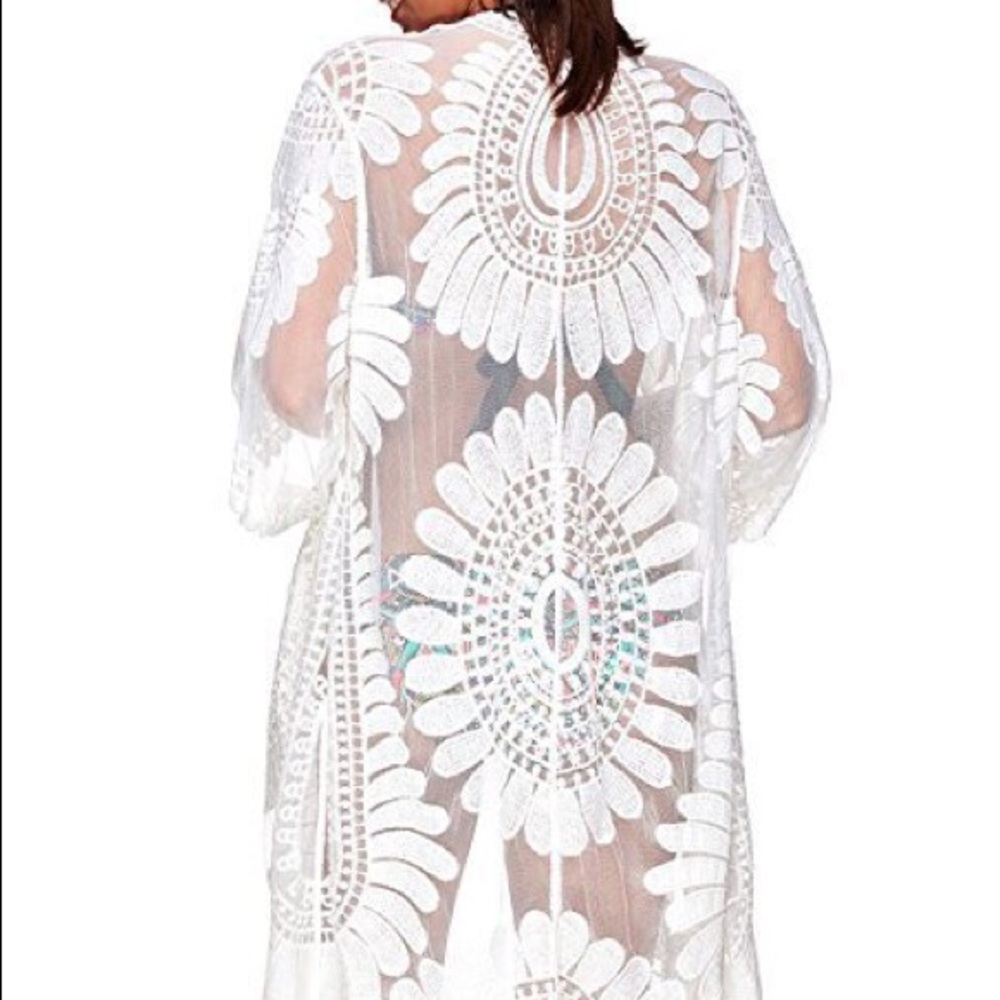 White/creamy beach coverup - Picture 7 of 7